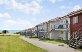 Søpark Lejl, 11, Gudhjem